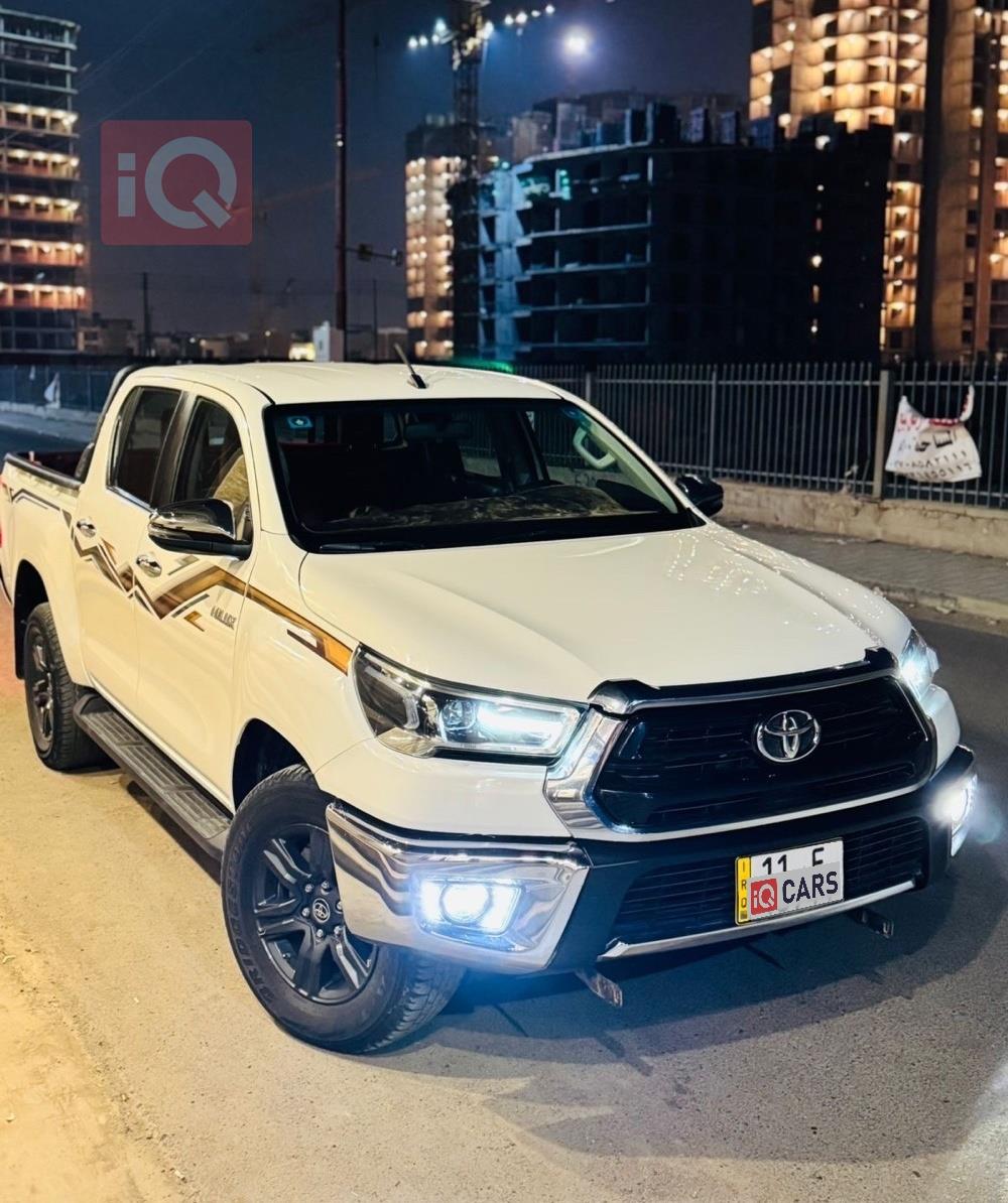 تويوتا هايلوكس